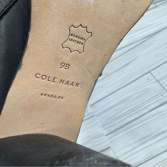 COLE HAAN CHUNKY HEEL LEATHER ANKLE BOOTIE SZ 9 - Picture 9 of 12